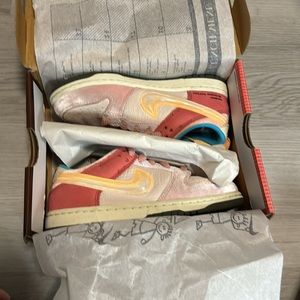 Nike Dunk Low Social Status Strawberry Milk size 1.